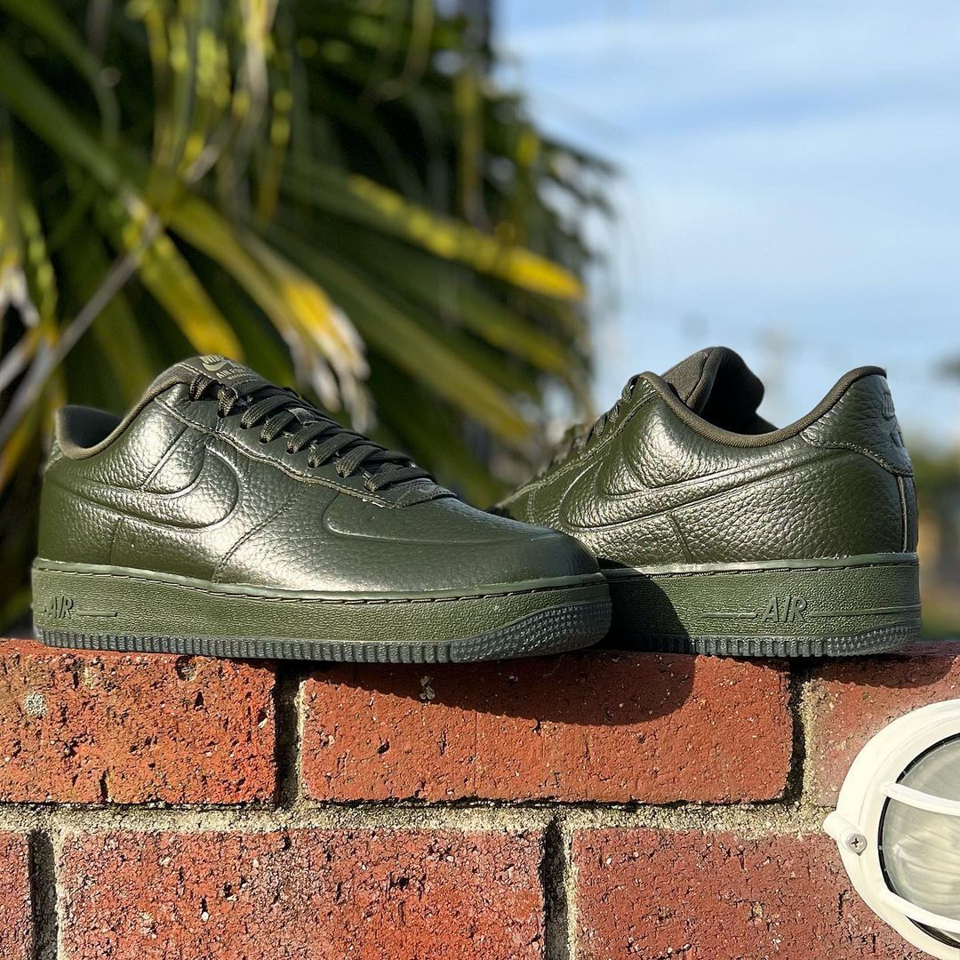 NIKE AIR FORCE 1 LOW WATERPROOF 