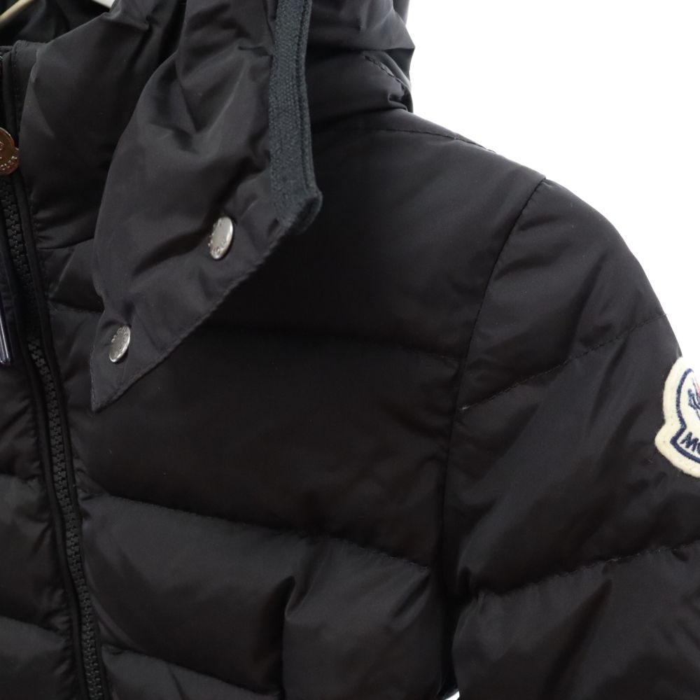 MONCLER (モンクレール) CHARPAL シャーパル ダウンジャケット
