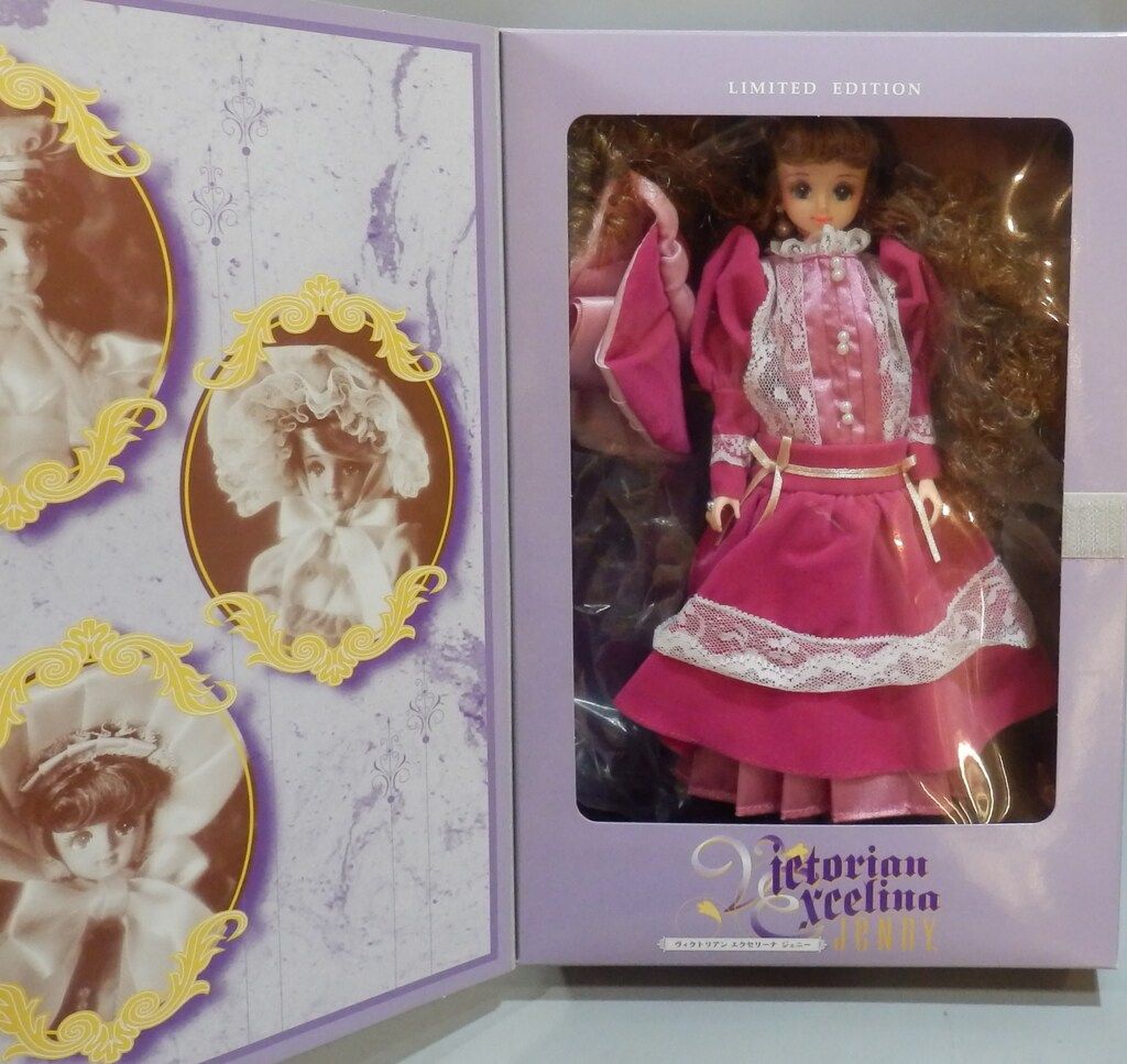タカラ ジェニー ヴィクトリアンエクセリーナ 茶髪 濃ピンクドレス