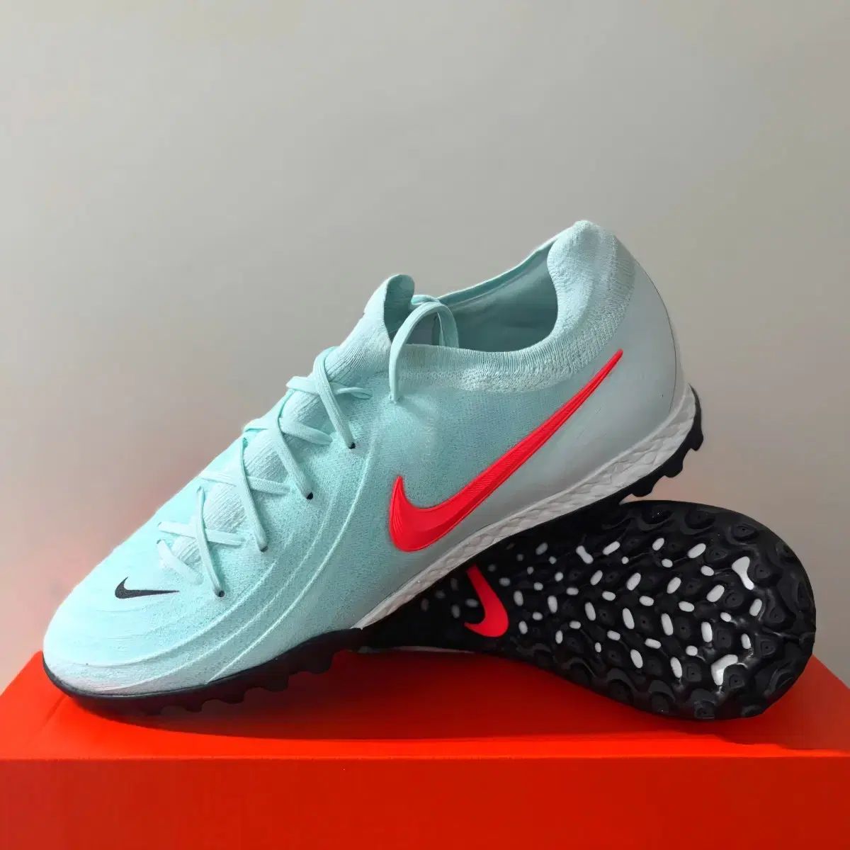 NIKE ナイキ ファントム GX II プロ TF FJ2583 ー 300