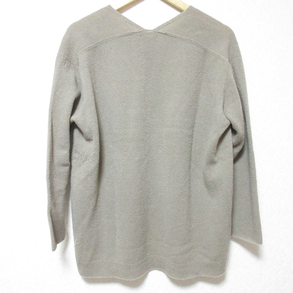 美品 23AW pas de calais パドカレ ソフトウールブークレー ラウンドヘム Vネックプルオーバー セーター 36 ブラック レディース 古着 中古 pas de calais - 美品 23AW pas de calais パドカレ ソフト