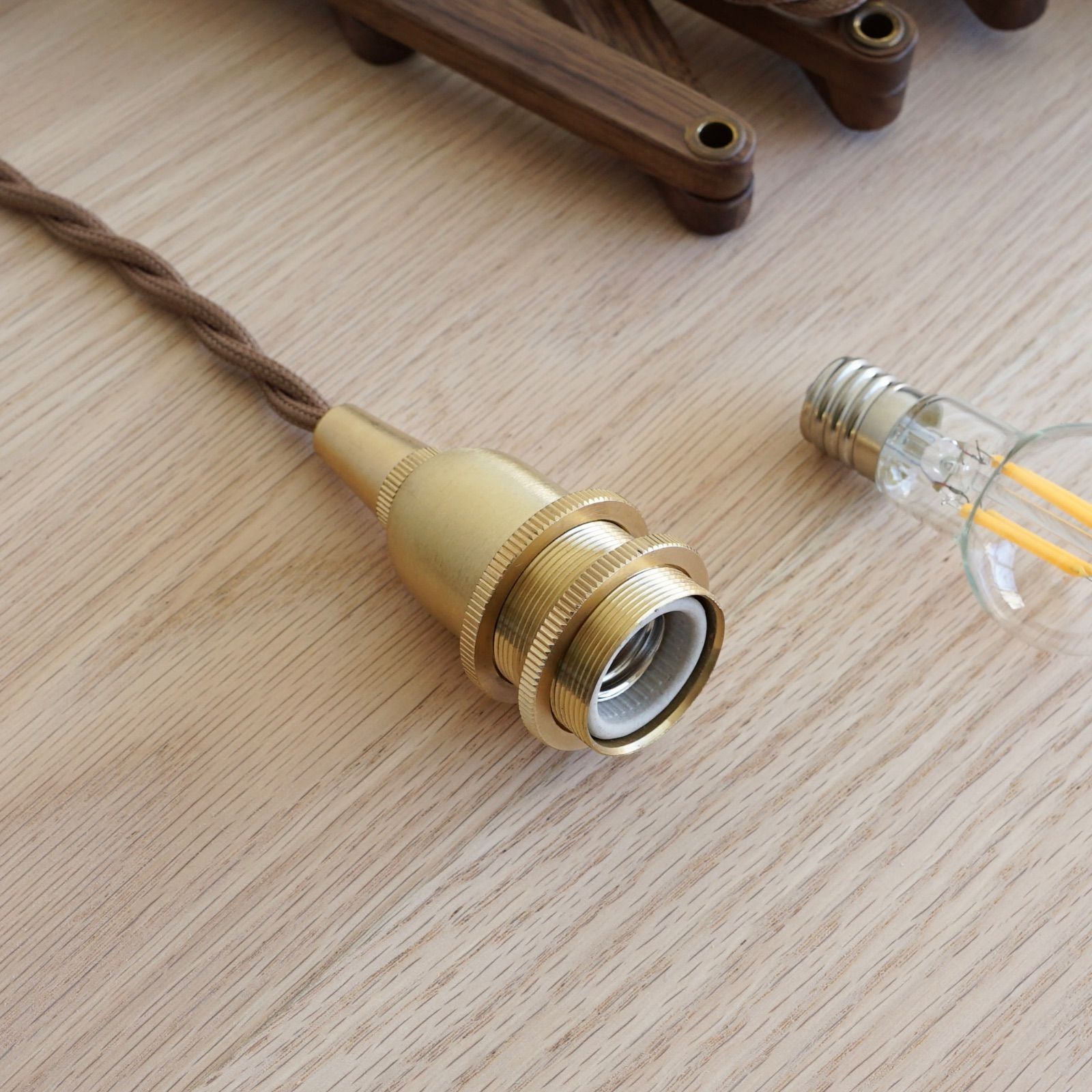 ウォールランプ