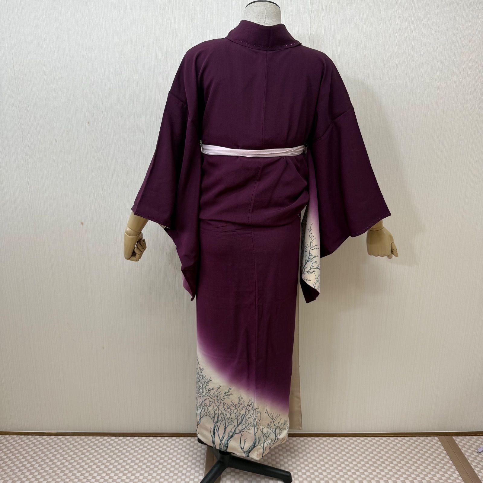 平和屋着物○訪問着 作家物 駒刺繍 雪輪重ね花文 金彩 正絹 逸品