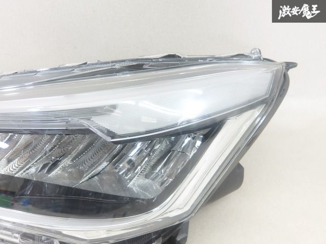 TOYOTA トヨタ ライズ 左ヘッドライト LED トヨタ ライズ 左側