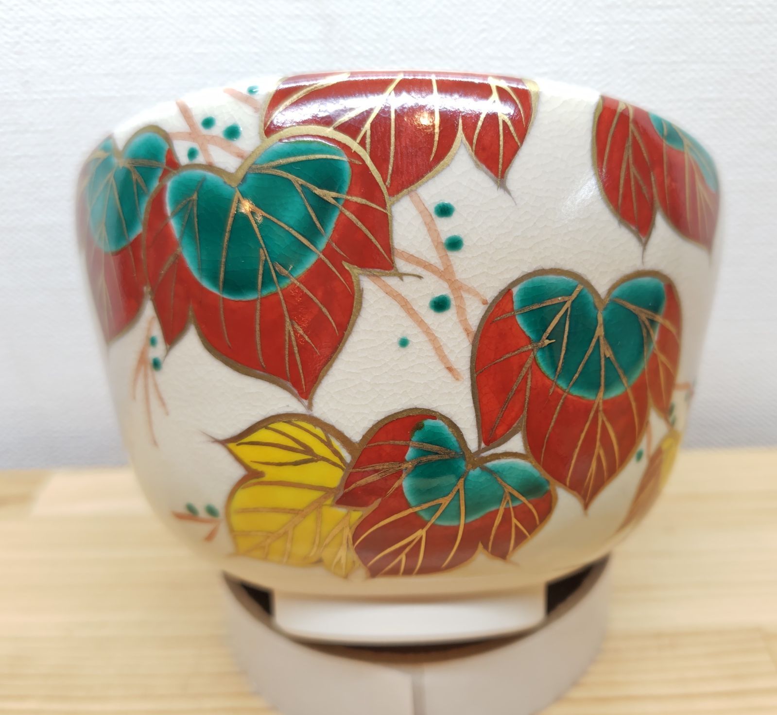 逢絢亭・新品】茶道具 茶碗 京焼 赤蔦の絵 水出宋絢 紙箱入り 【公式通販】