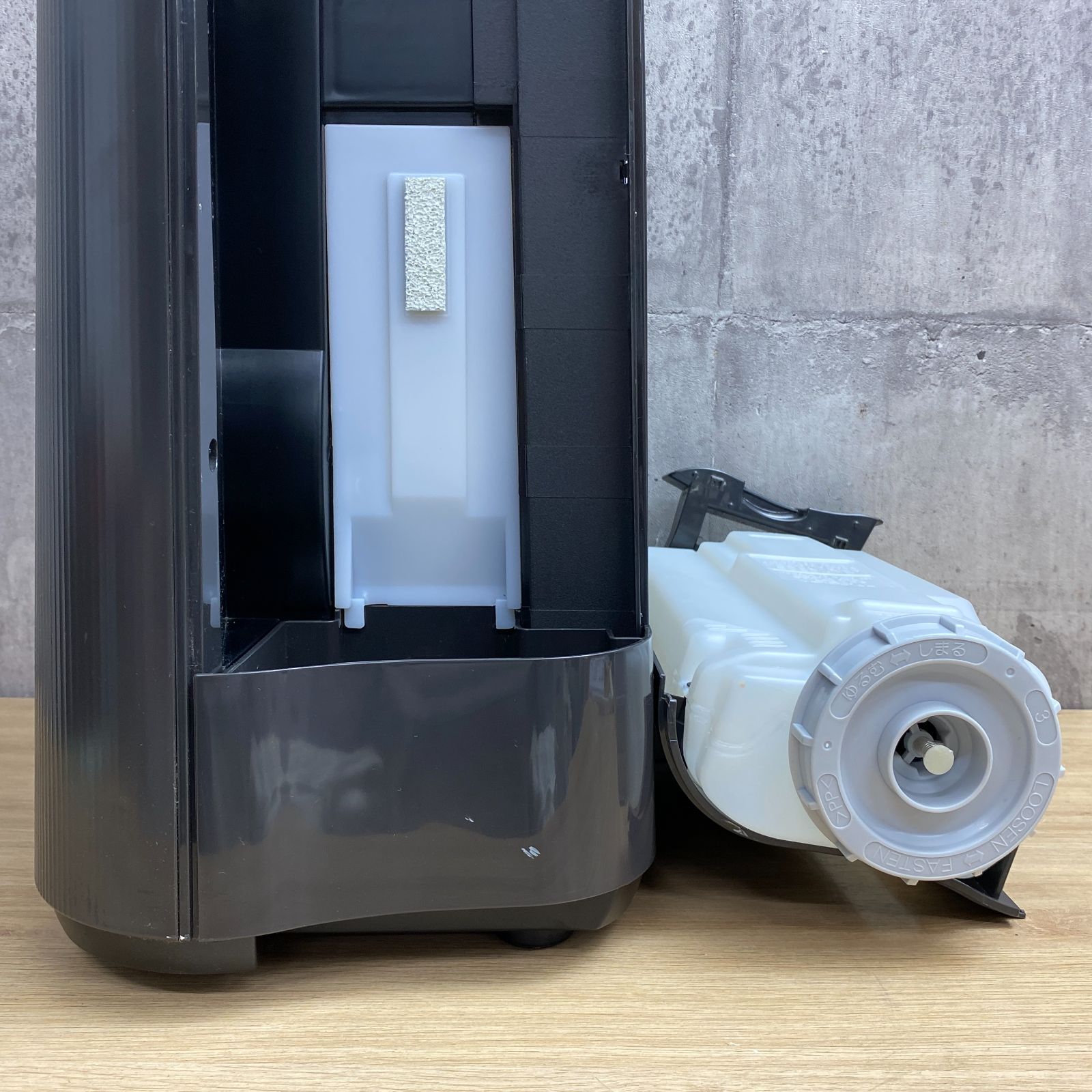 SONY DCR-HC40 miniDVビデオカメラ 録画再生可能 現状渡し SONY DCR-HC40 miniDVビデオカメラ 録画再生可能 現状渡し（SONY