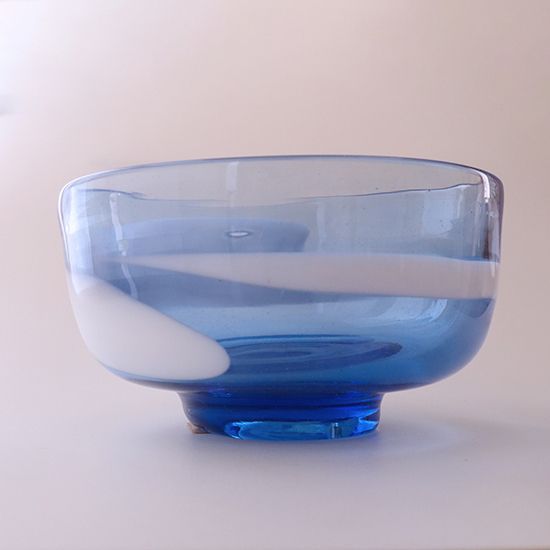 青 砡