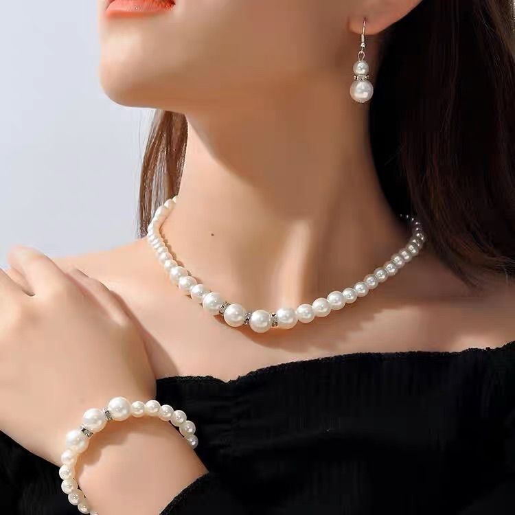 新品 未使用 パールネックレス ブレスレット ピアス 3点セット 