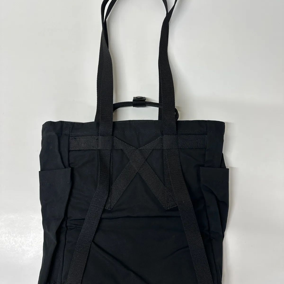 新品未使用】 FJALLRAVEN 23710 フェルラーベン バックパック トート 