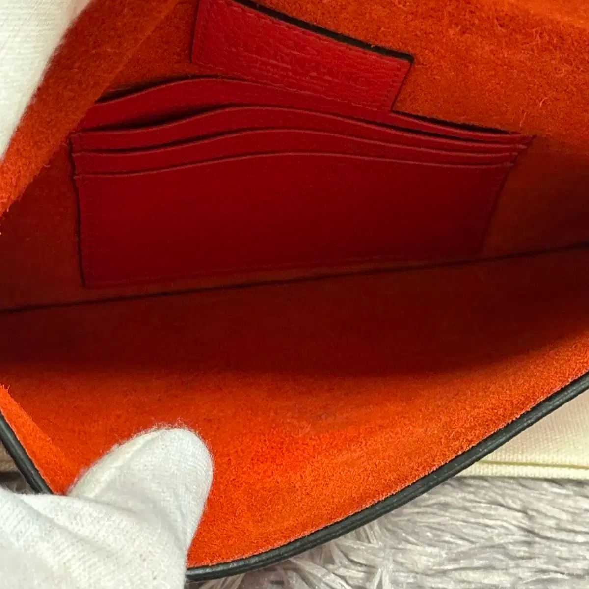 Valentino ヴァレンティノ