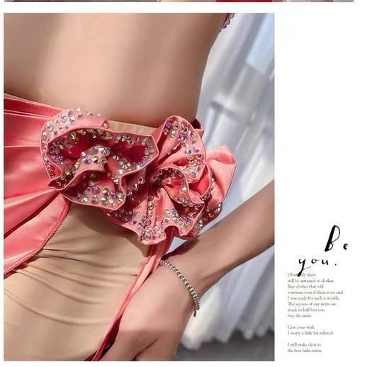 ステージ衣装 セクシー