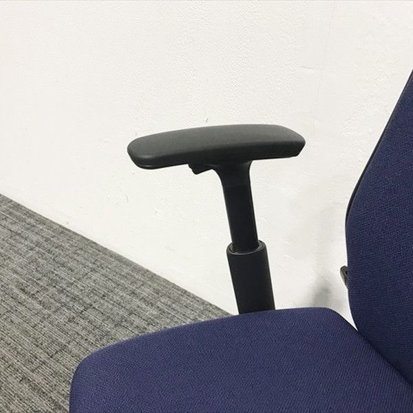 肘付