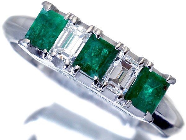 良質エメラルドグリーン