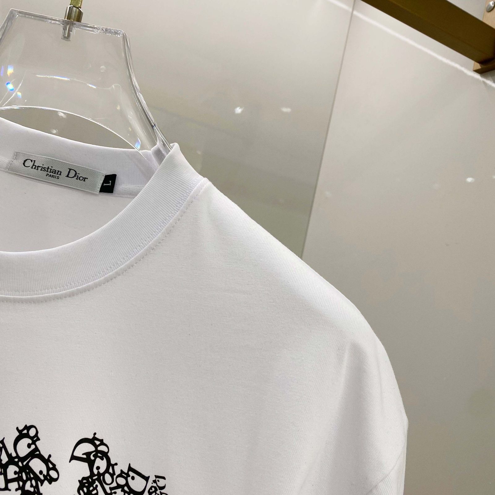 【素敵なプリント♪】DIOR 25SS コットン Tシャツ 今日特価】Dior 25ss シグネチャー 1947 プリント T シャツ