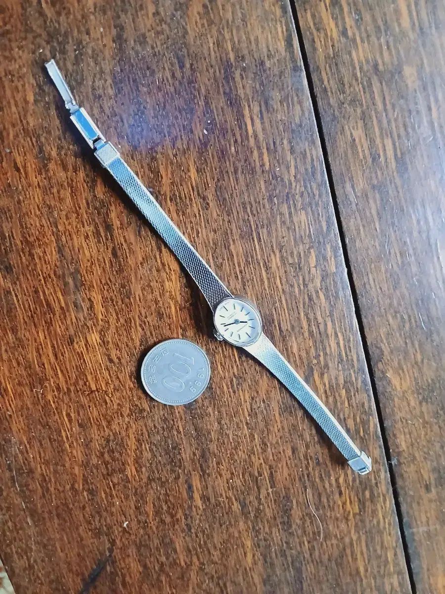 スイス製 レーディス 機械式 時計