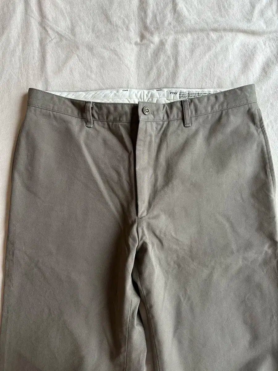 3 ポッタリー ウォッシュド テーパード パンツ ライト カーキ
