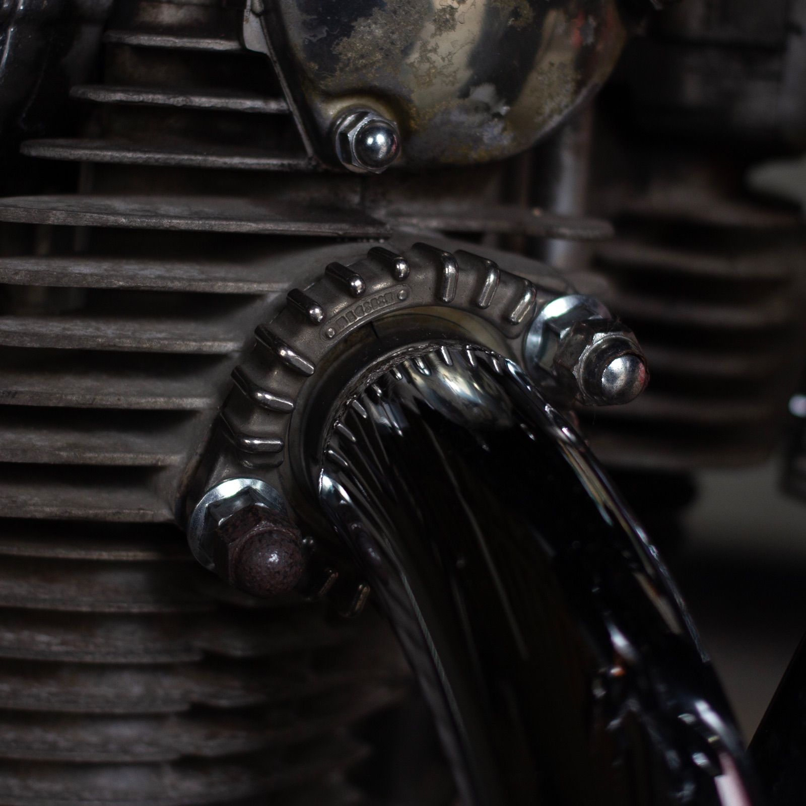 XS650用 オールドスタイル手曲げマフラー Type1 クローム MOTOR ROCK