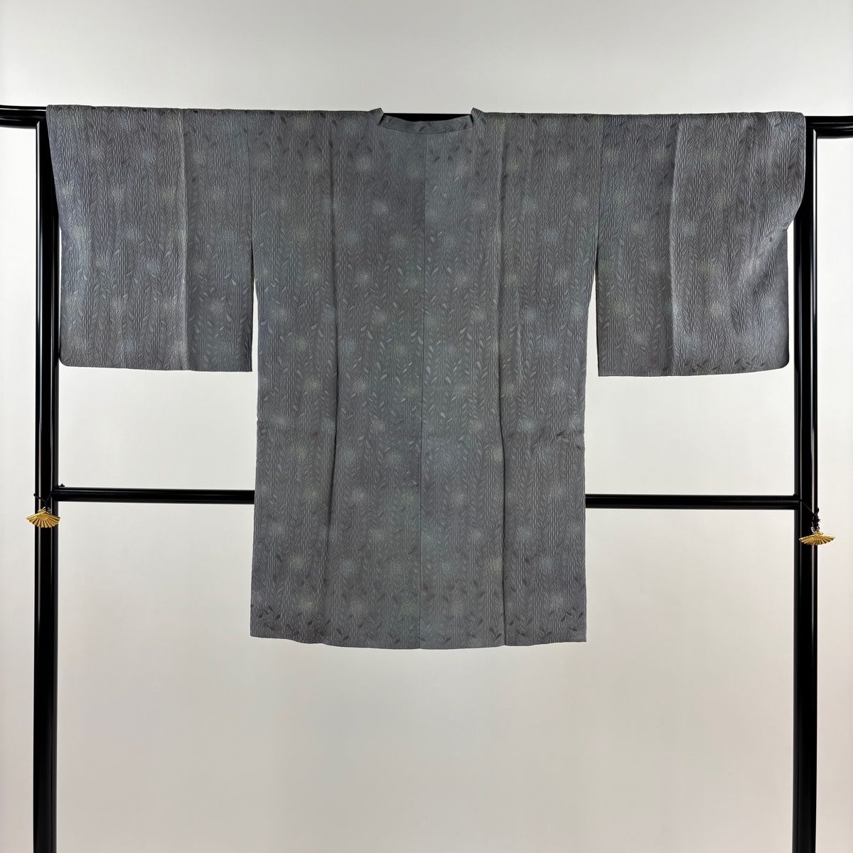 道行 身丈91.5cm 裄丈64.5cm M 和装コート 角衿 草花 地紋 ぼかし 灰色 正絹 秀品