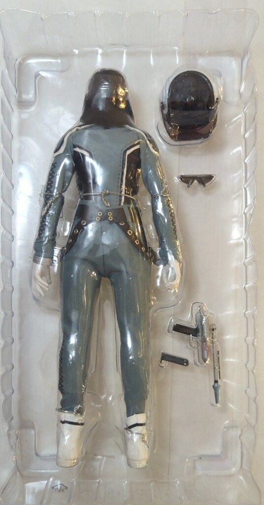 ‘04タカラ　クールガール　友里アンヌ隊員　ウルトラ警備隊　未開封・未開封品 クールガール ウルトラ警備隊 友里アンヌ隊員 タカラ | てんひゃん 超