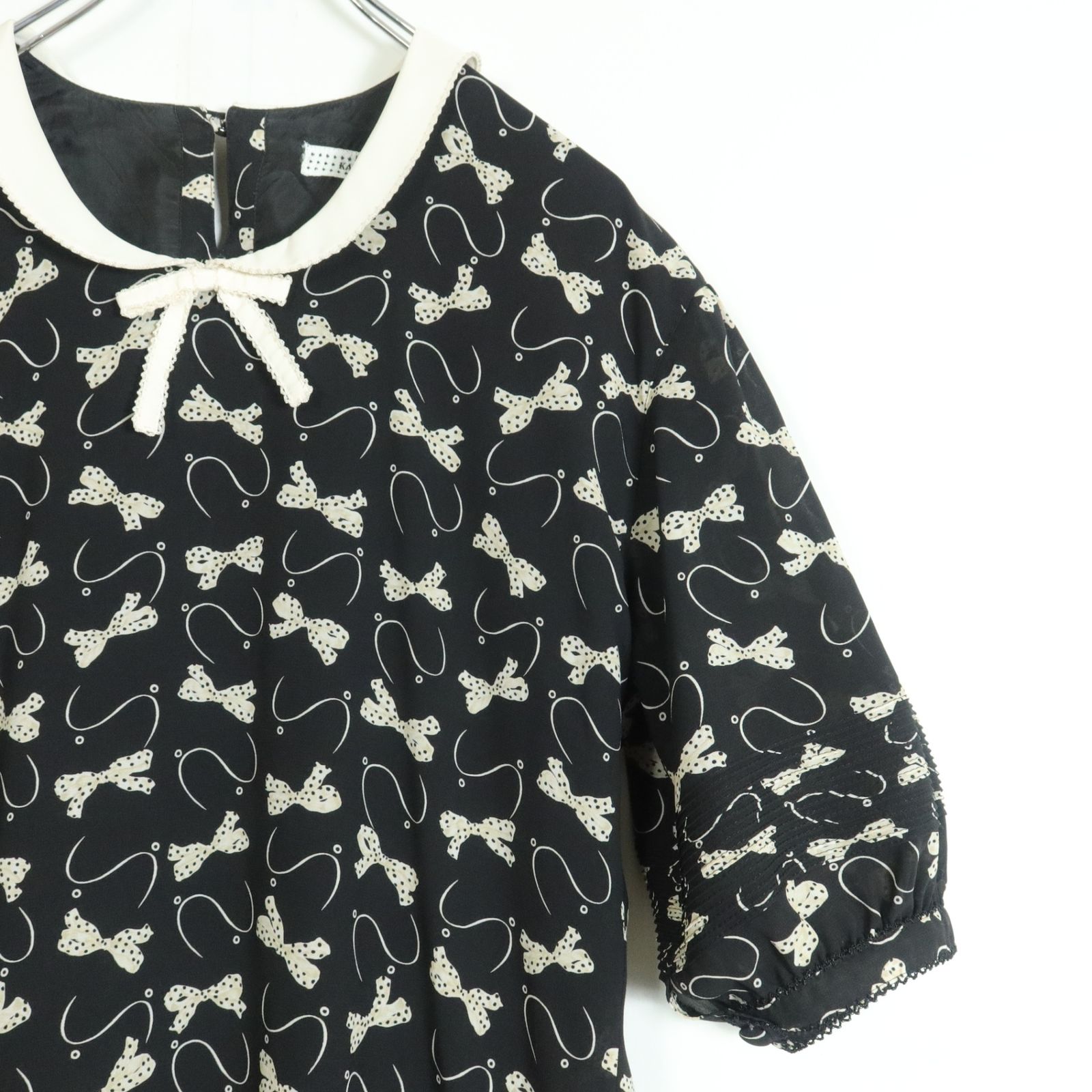 カネコイサオ　タブリエ リボン付き カネコイサオ☆リボン付き半袖ワンピース ブラック系 清楚な白襟