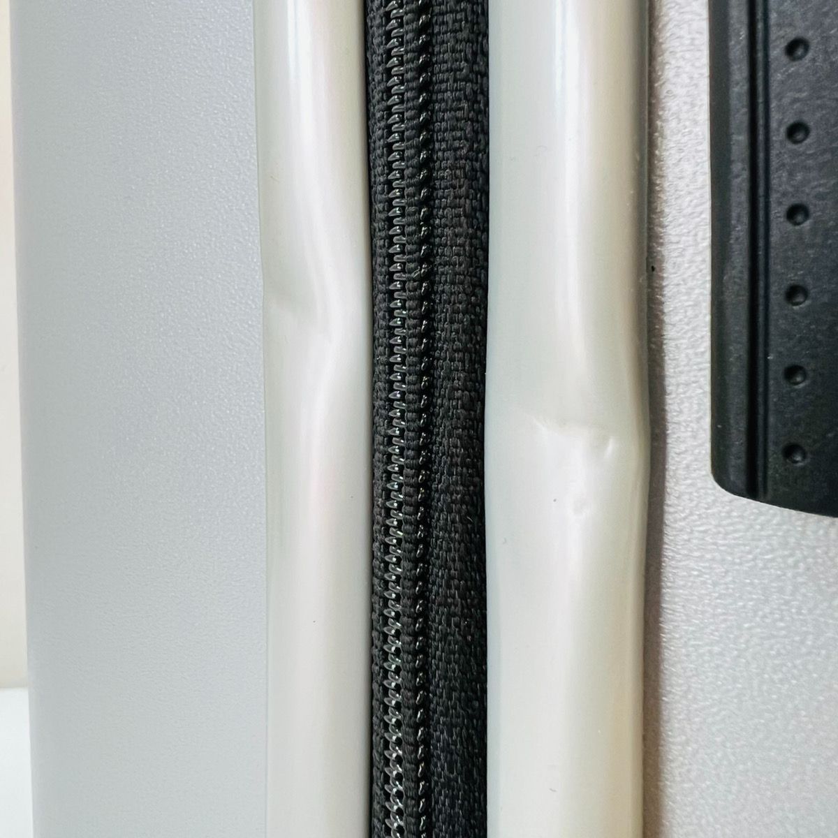 ゼロハリバートン スーツケース