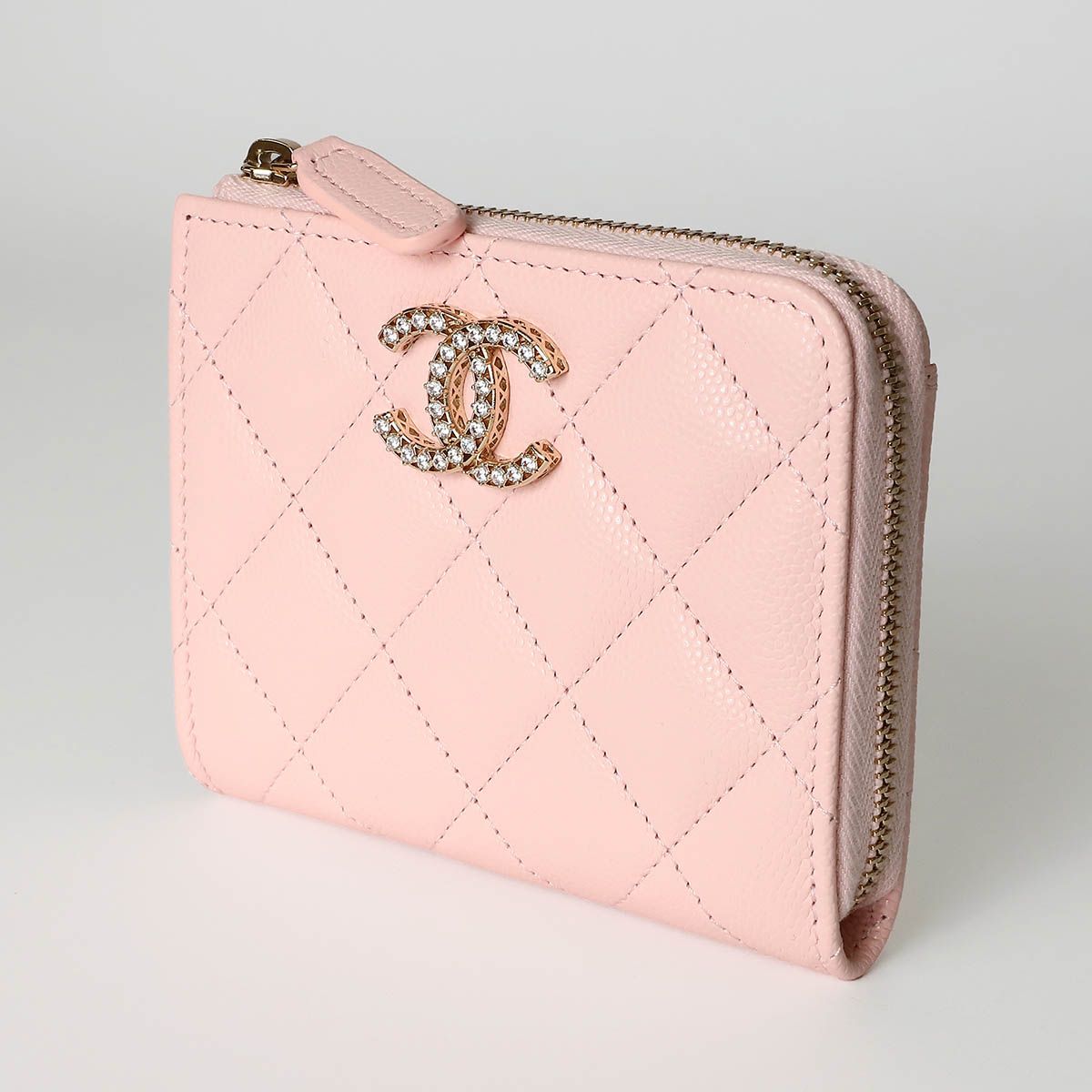 新品❣️ラスト CHANELキルティングカードケース ノベルティ♡ピンク箱付き NEW☆ピンク【CHANEL】カードケース シャネルロゴ (CHANEL/カード
