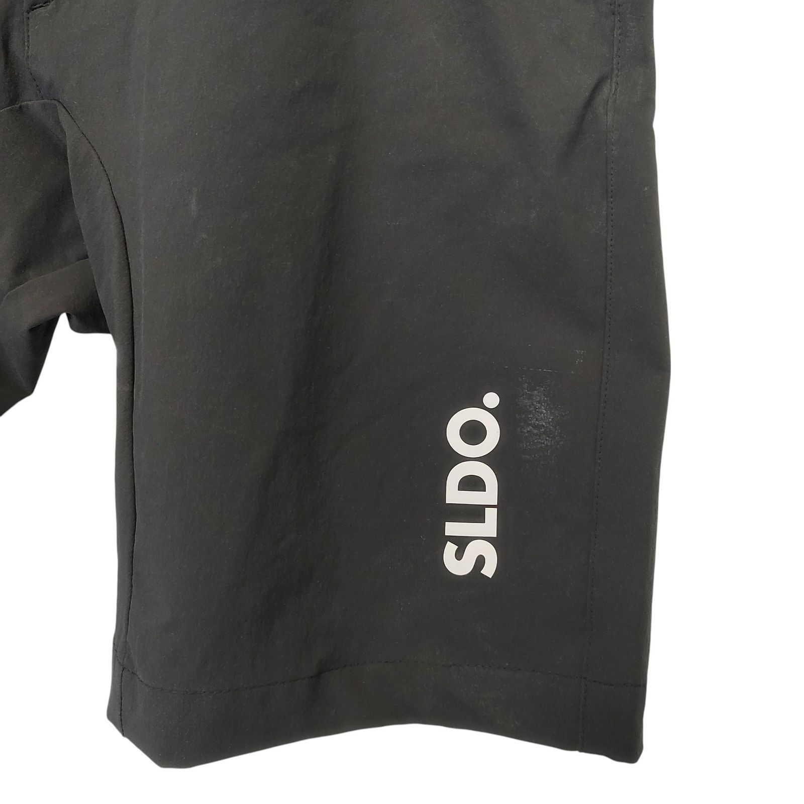 SOLD. エスルド ゴルフショートパンツ サイズL 正規品，新作登場