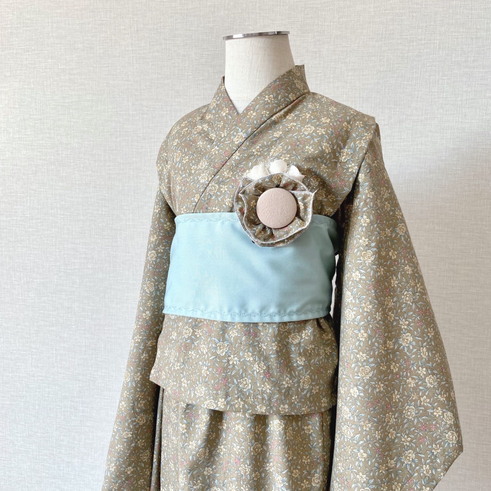 3歳お着物＆被布セット ノスタルジック×ベージュ ハンドメイド 小売