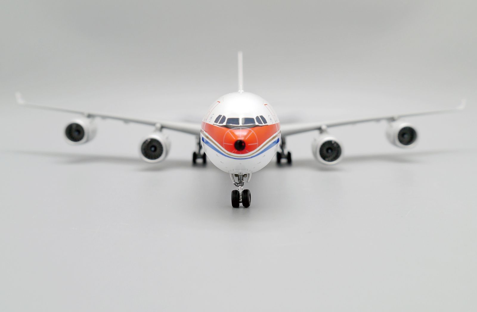 Jcwings 中国東方航空 A340-600 B-6052 1/200 XX20123 - メルカリ