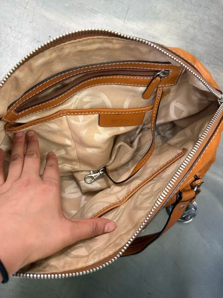 マイケル MICHAEL KORS マイケルコース バッグ