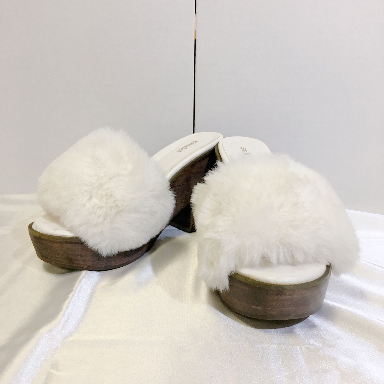 美品】Snidel スナイデル rabbit fur sandal ファー ミュール サンダル