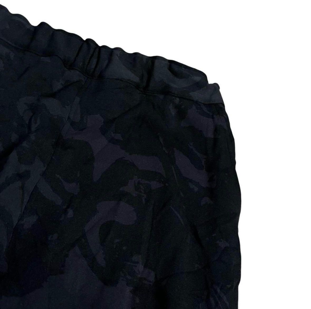 ワイズ ポリワッシャー総柄パンツ