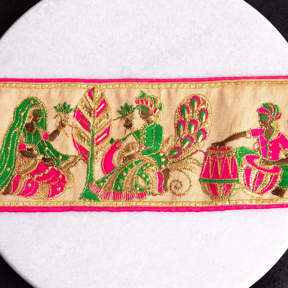 宴の時 ゴータ刺繍