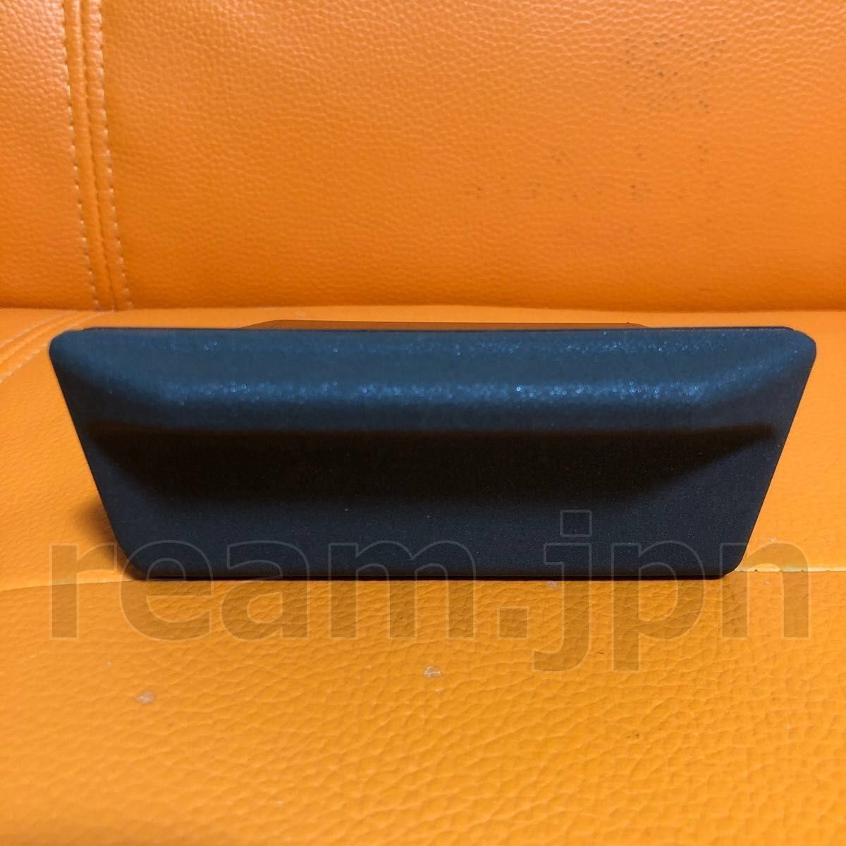 BNR32スカイラインGTR　純正灰皿 日産 純正 アッシュトレー スカイライン R32 R33 GT-R BNR32