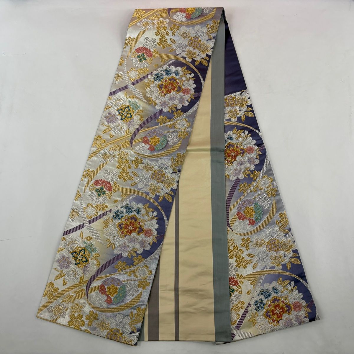 振袖　袋帯　4点セット　桜　蝶　金銀彩　身丈163cm 裄丈66cm M 正絹 振袖 身丈165cm 裄丈66cm M 袷 花丸文 蝶 金糸 金銀彩 緑 正絹