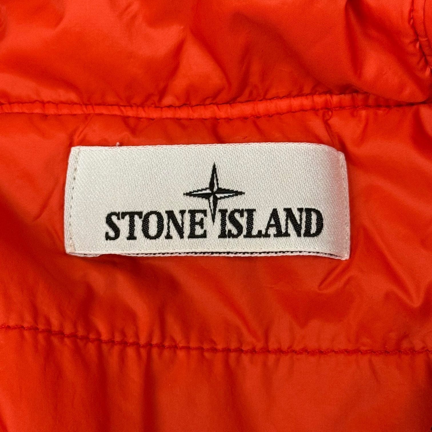 国内正規 STONE ISLAND 23AW プリマロフトパデッドフードブルゾン