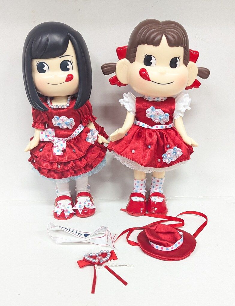 不二家　非売品　ペコちゃん&あっちゃんコラボ記念人形セット　未開封 不二家 人形/ペコちゃん ペコちゃん&あっちゃんコラボ記念人形