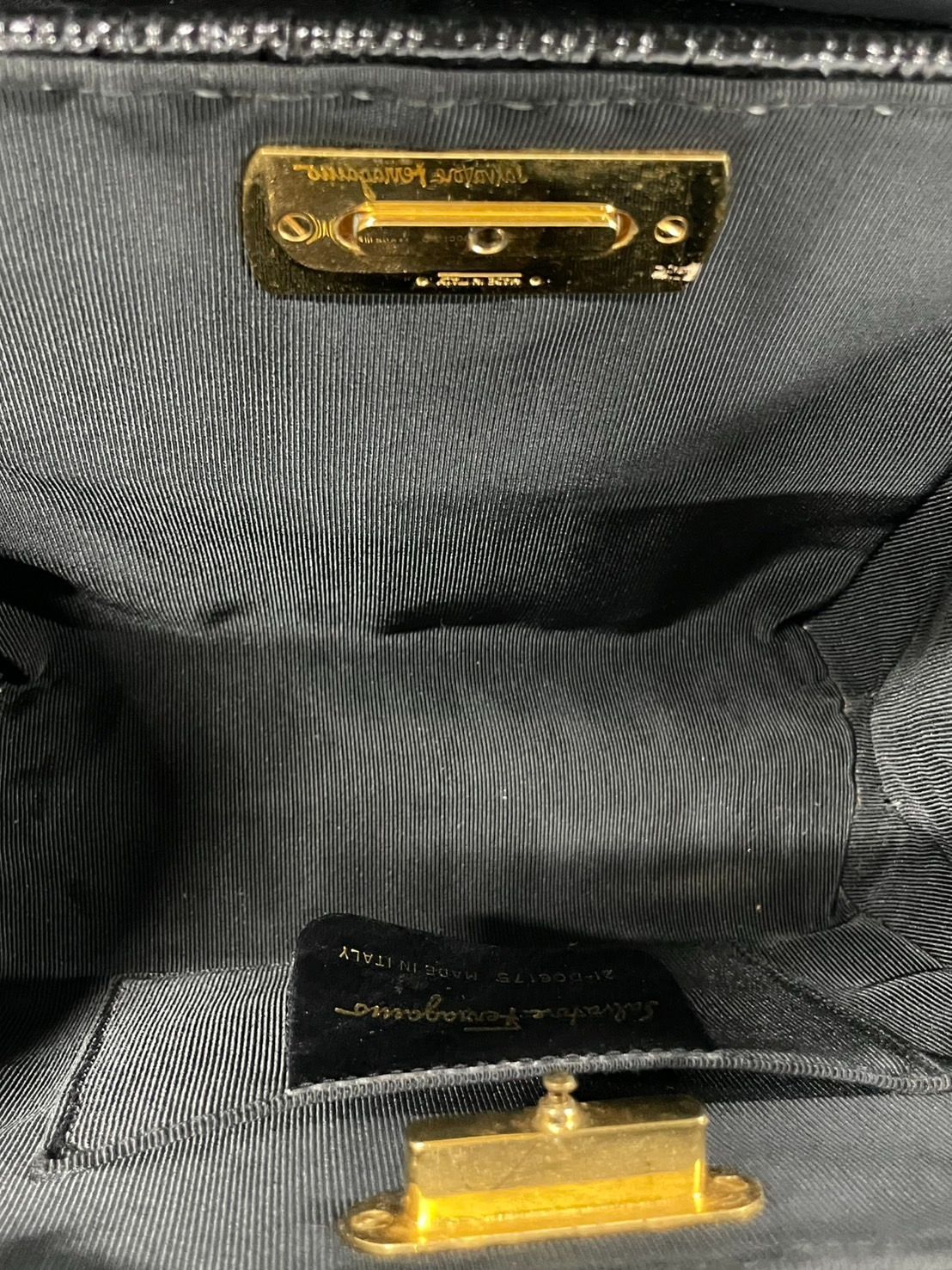 Ferragamo フェラガモ