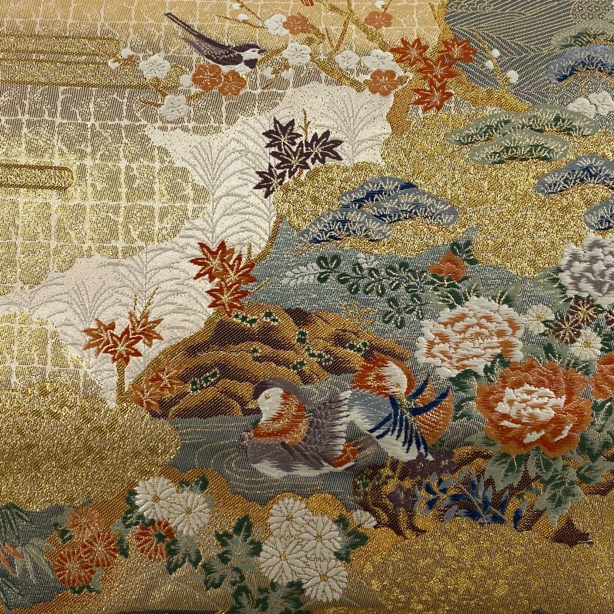 袋帯 秀品 雲取鴛鴦文 松竹梅 本金箔 唐織 金色 六通 正絹