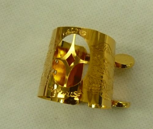 チャールズ・ベイ）アルトサックス用リガチャー Pagoda（パゴダ）22K