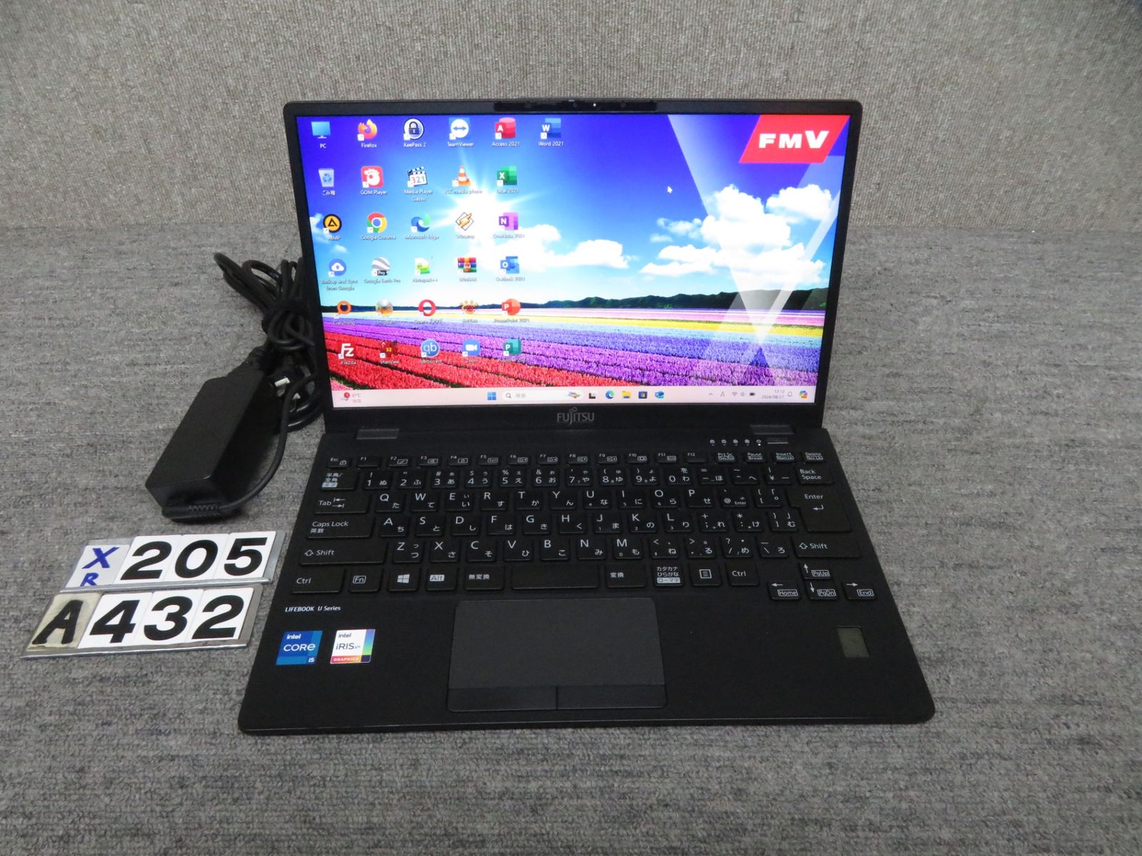 LIFEBOOK U9311/F 第11世代 工場 Core i5搭載 最軽量モデル 未使用に