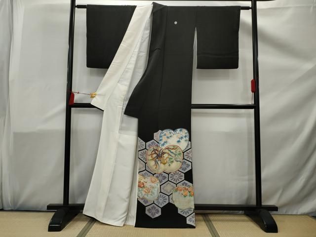 平和屋着物□豪華黒留袖 駒刺繍 亀甲花文 金彩 正絹 逸品