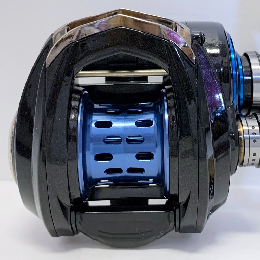 レボディーズ8 ベイトリール|右ハンドル