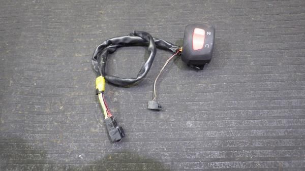 スズキ ST250（カスタム車両） BA-NJ4AA ハンドルスイッチ右 S112-9