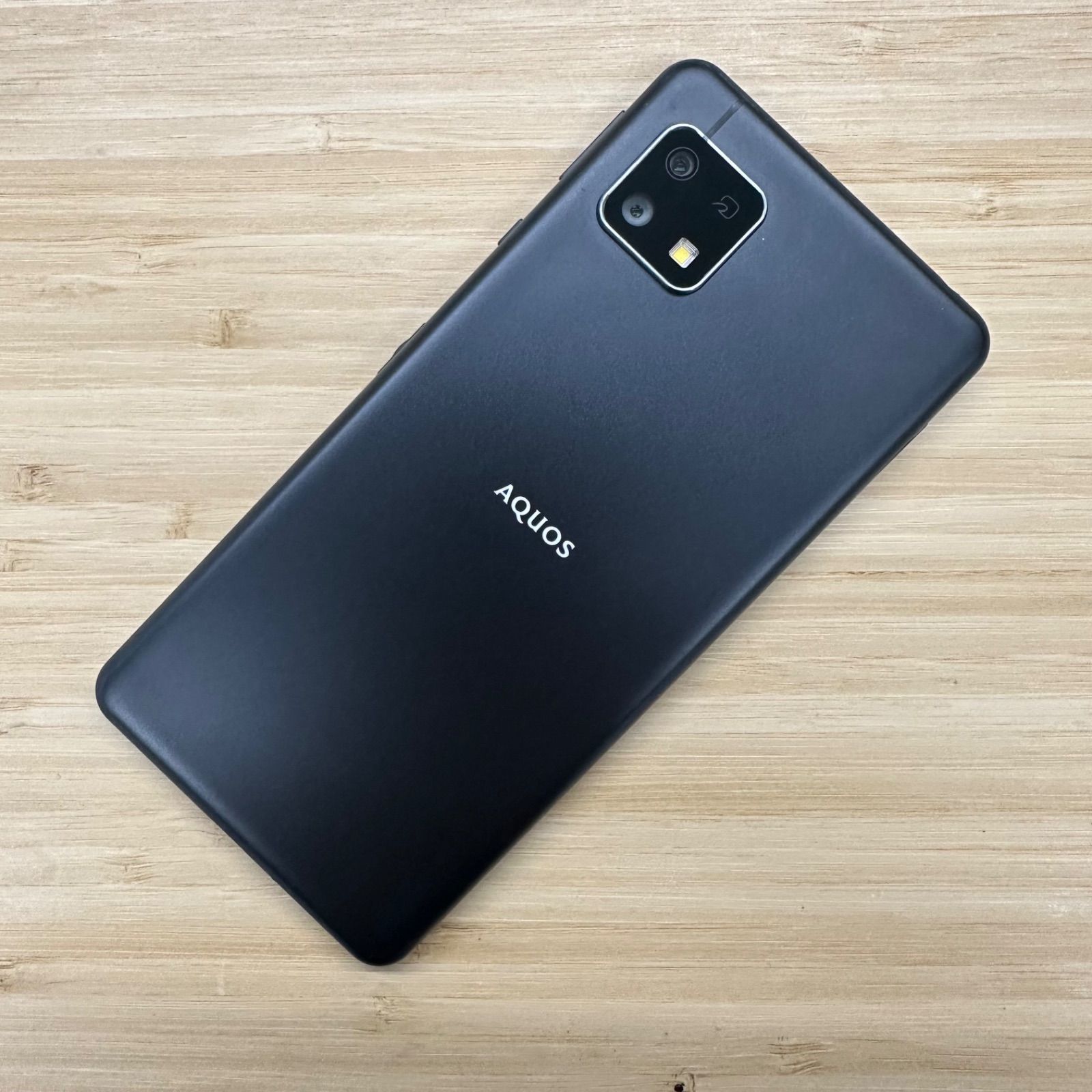 AQUOS sense4 basic ブラック 64 GB Y!mobile AQUOS sense4 basic 中古
