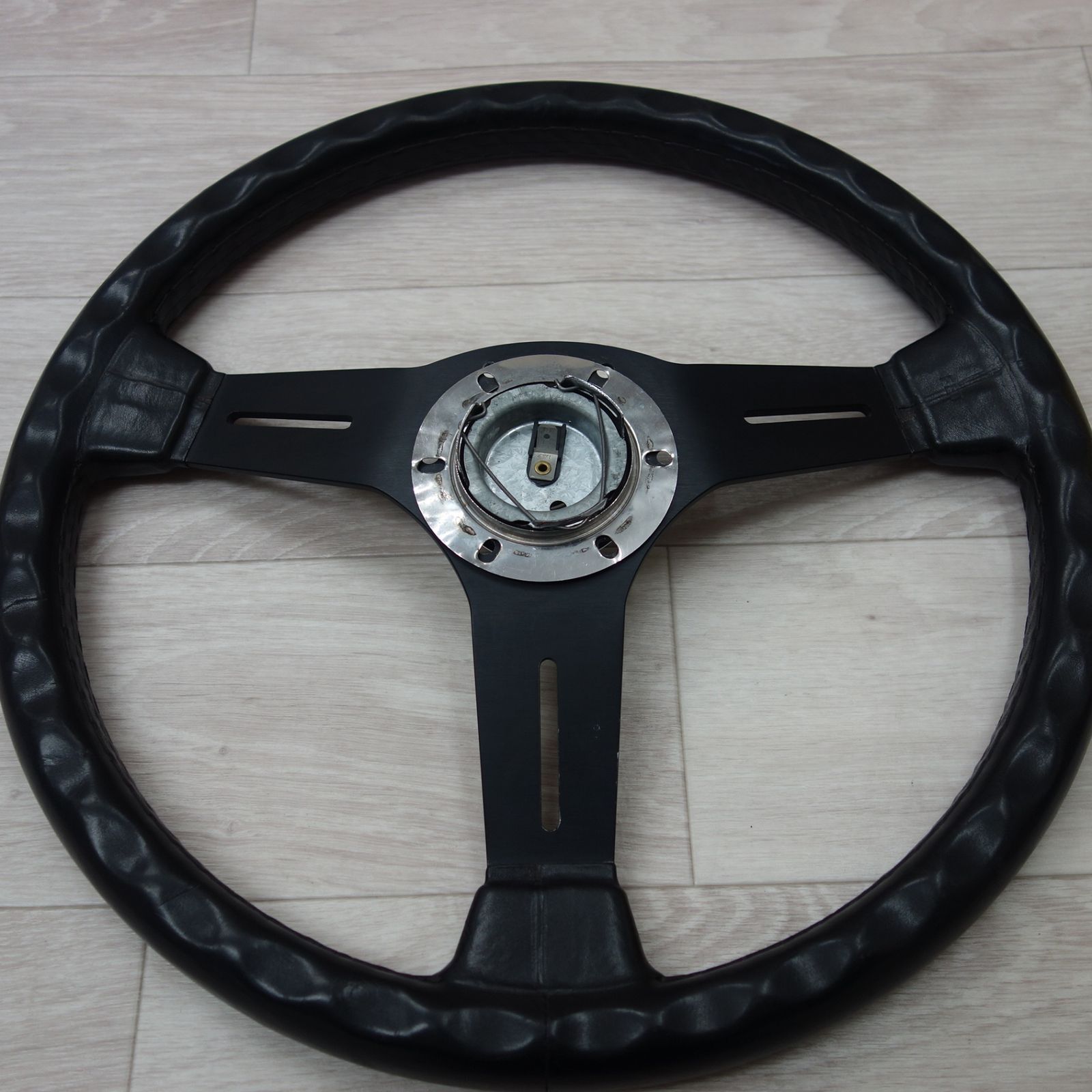 送料無料] ☆日産 スカイライン 当時物 NARDI ND TORINO ナルディ