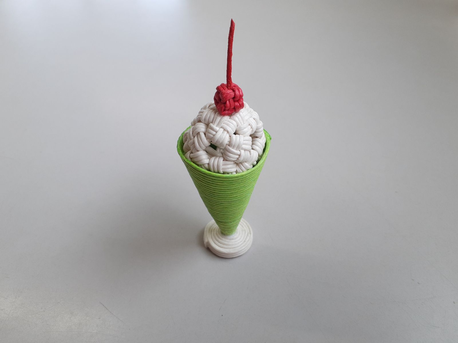 ミニチュアアイスクリーム屋さんエコクラフト・ハンドメイド・雑貨 : ミニチュア パン屋さん エコクラフト 紙バンド 樹脂粘土