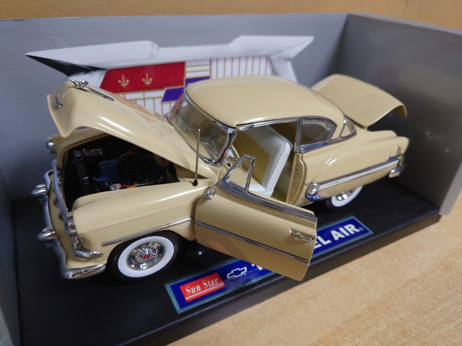 1/18 シボレーベルエア Chevrolet Bel Air Hard Top 1954
