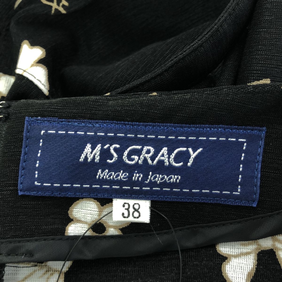 M`S GRACY　エムズグレイシー　パフスリーブ半袖ワンピース　サイズ３８ M'S GRACY エムズグレイシー IT-811372 リボン×ハット プリント