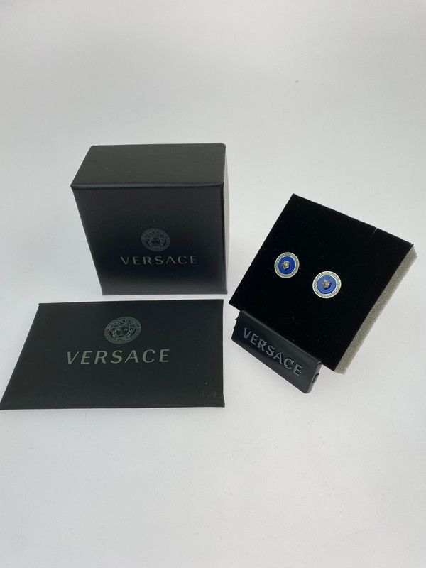 品 VERSACE ヴェルサーチ メドゥーサ スタッド ピアス DG27256-DJMR-4J610 ロゴ アクセサリー 182-250918-em-03-min